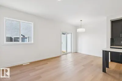 Interior photo 2 of #47 710 Mattson DR SW SW