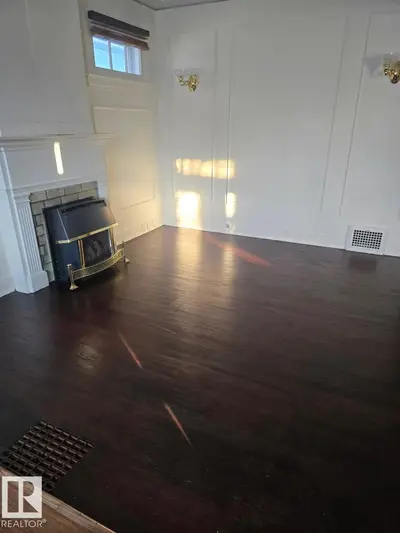 Interior photo 2 of 11619 96 ST NW