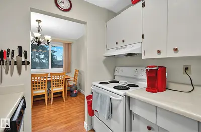 Interior photo 2 of #106 5125 RIVERBEND RD NW