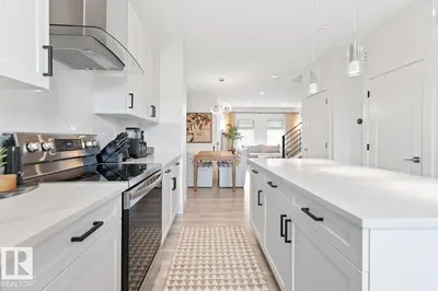 Interior photo 4 of 6023 180 AV NW