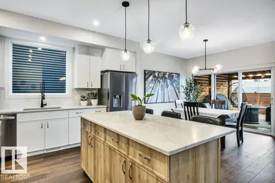 Interior photo 4 of 158 JENNIFER CR