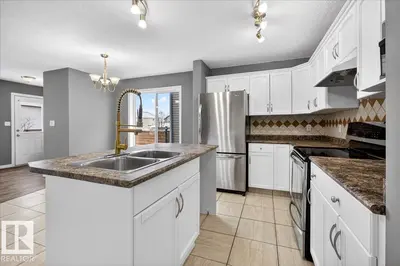 Interior photo 2 of 150 ACACIA CI