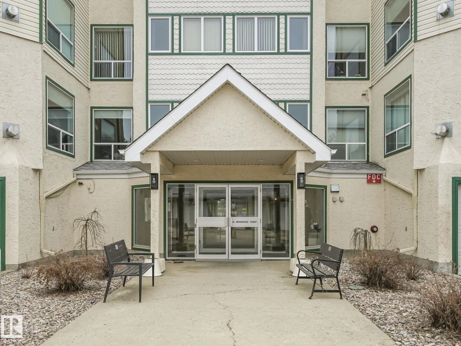 #404 10 Ironwood, St. Albert - 2 bedroom Apartment for sale