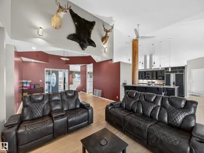 Interior photo 3 of 48208 Range Road