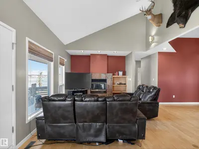 Interior photo 4 of 48208 Range Road