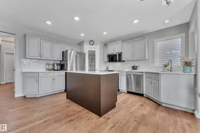 Interior photo 2 of 1235 RUTHERFORD RD SW SW