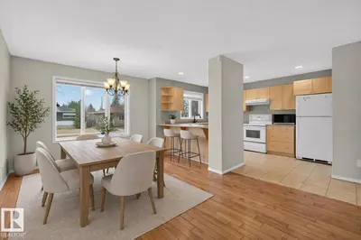 Interior photo 2 of 8721 88 AV NW