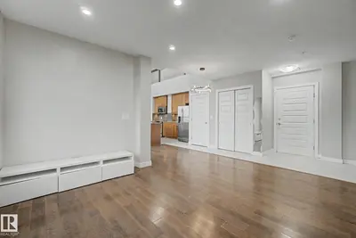 Interior photo 2 of #1225 5151 WINDERMERE BV SW
