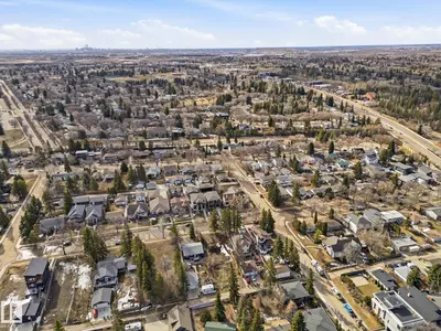 Interior photo 2 of 17 BELMONT DR