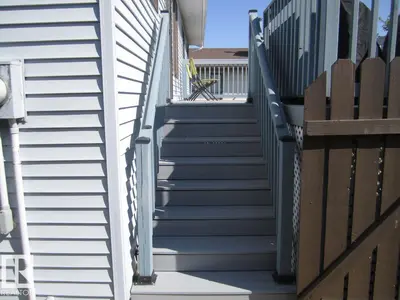 Interior photo 2 of 4105 47 ST