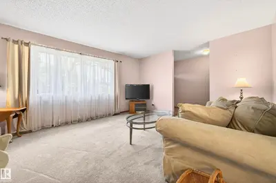 Interior photo 3 of 10010 105 ST