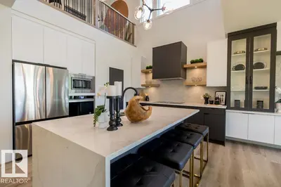 Interior photo 3 of 102 Bluff CV