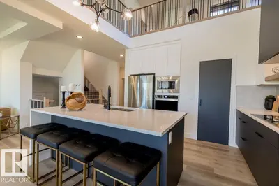 Interior photo 4 of 102 Bluff CV