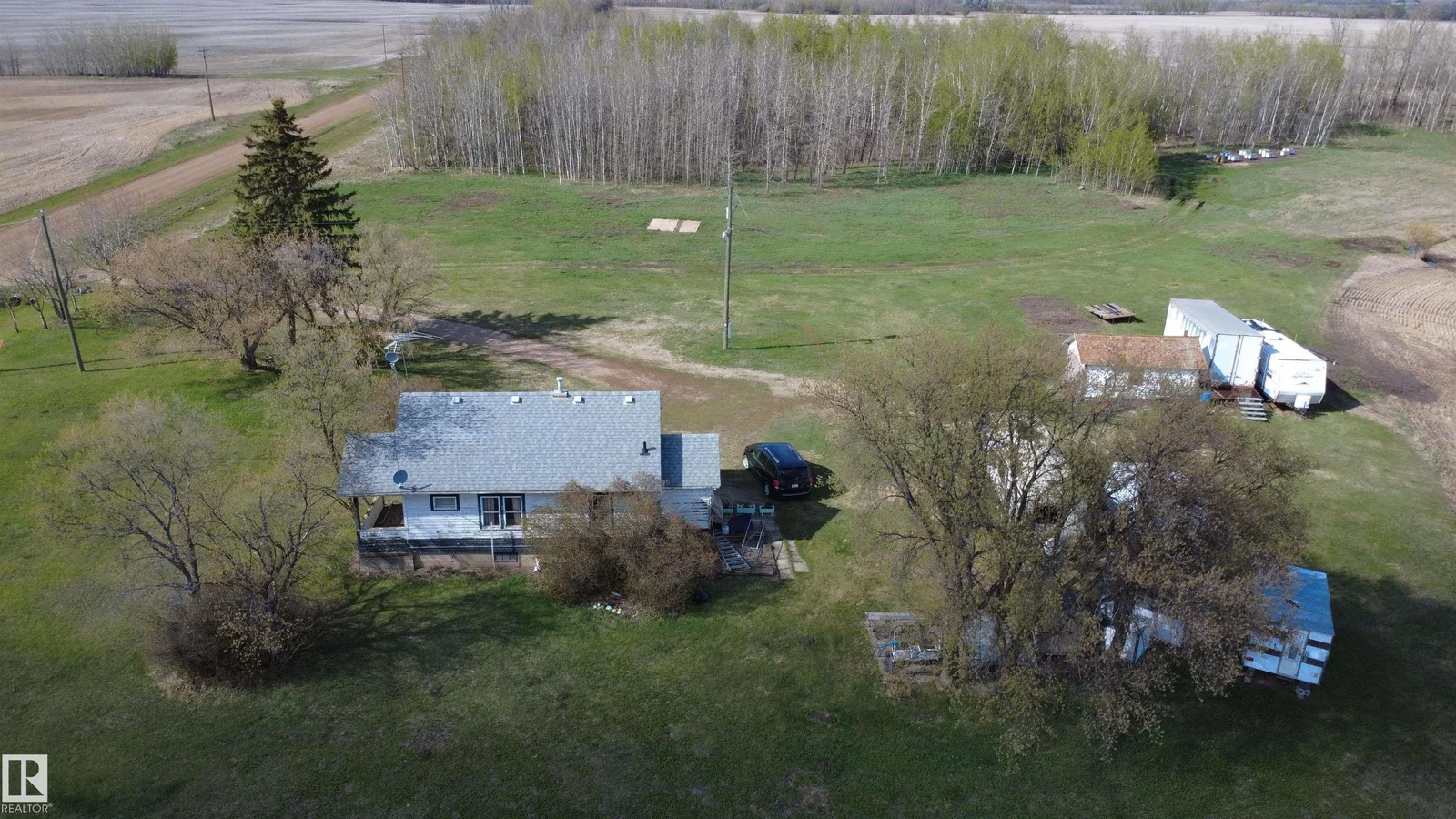58211 RR 215, Rural Thorhild County - 2 bedroom Detached Single Family for sale