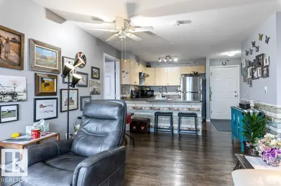 Interior photo 2 of #303 4309 33 ST