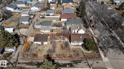 Interior photo 2 of 13022 116 ST NW