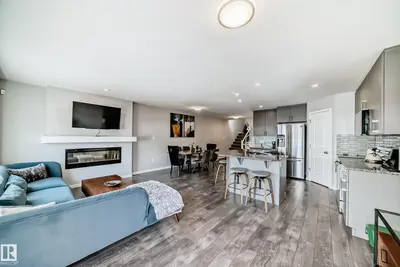 Interior photo 4 of 2329 82 ST SW