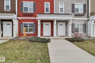 Interior photo 1 of #43 2803 JAMES MOWATT TR SW