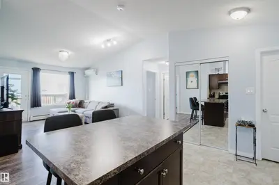 Interior photo 3 of #7412 7327 SOUTH TERWILLEGAR DR NW