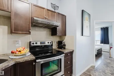 Interior photo 4 of #7412 7327 SOUTH TERWILLEGAR DR NW