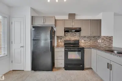 Interior photo 4 of #13 1030 CHAPPELLE BV SW