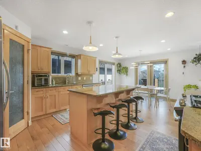 Interior photo 4 of 8723 207 ST NW NW