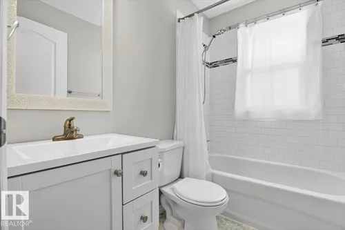 5028 51 AV, Mundare - $255,000