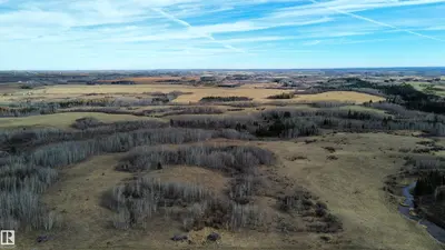 Interior photo 2 of 6211 Twp Rd 514