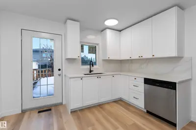 Interior photo 4 of 3208 130 AV NW