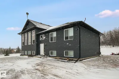 Interior photo 1 of 24 61119 Rge Rd 465