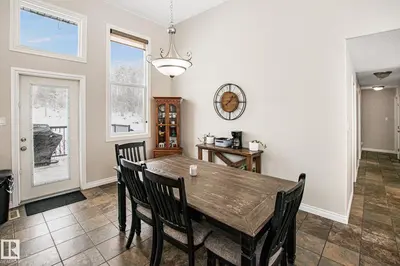 Interior photo 3 of 24 61119 Rge Rd 465