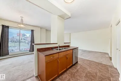 Interior photo 2 of #1003 9707 105 ST NW