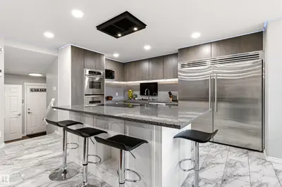 Interior photo 3 of 46 HILLCREST PL