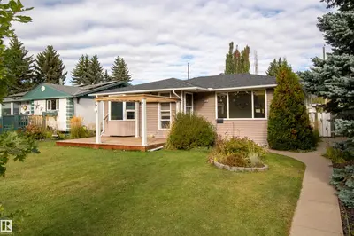 Interior photo 1 of 7135 87 ST NW