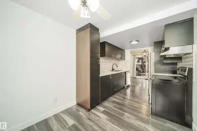 Interior photo 3 of 195 Grandin VG