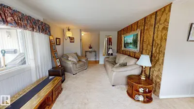 Interior photo 2 of 5020 43 ST