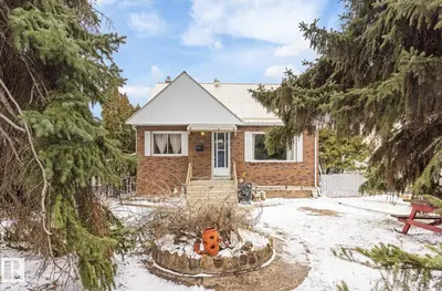 Interior photo 1 of 7703 77 Avenue NW