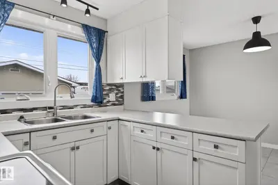 Interior photo 4 of 12404 50 ST NW NW