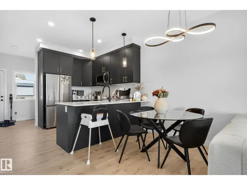 382 CRYSTALLINA NERA DR NW, Edmonton - $519,000