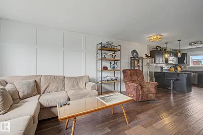 Interior photo 3 of #121 401 SOUTHFORK DR