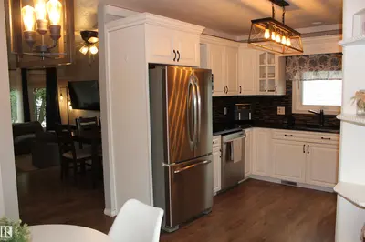 Interior photo 3 of 5110 54A Street