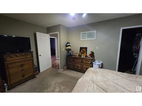 5101 58 AV, Elk Point - $289,900