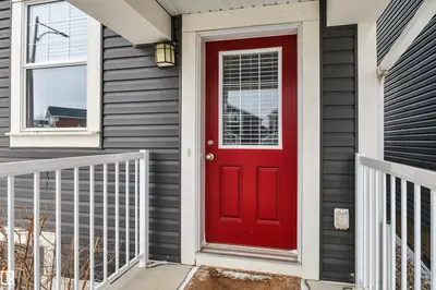 Interior photo 1 of 419 SIMPKINS LI