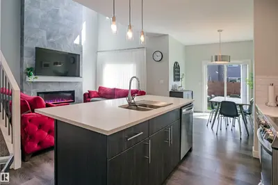 Interior photo 4 of 111 KINGSBURY CI