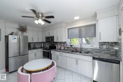 Interior photo 2 of 3511 33 AV NW