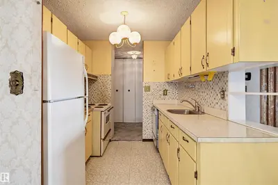 Interior photo 4 of #701 10135 116 ST NW NW