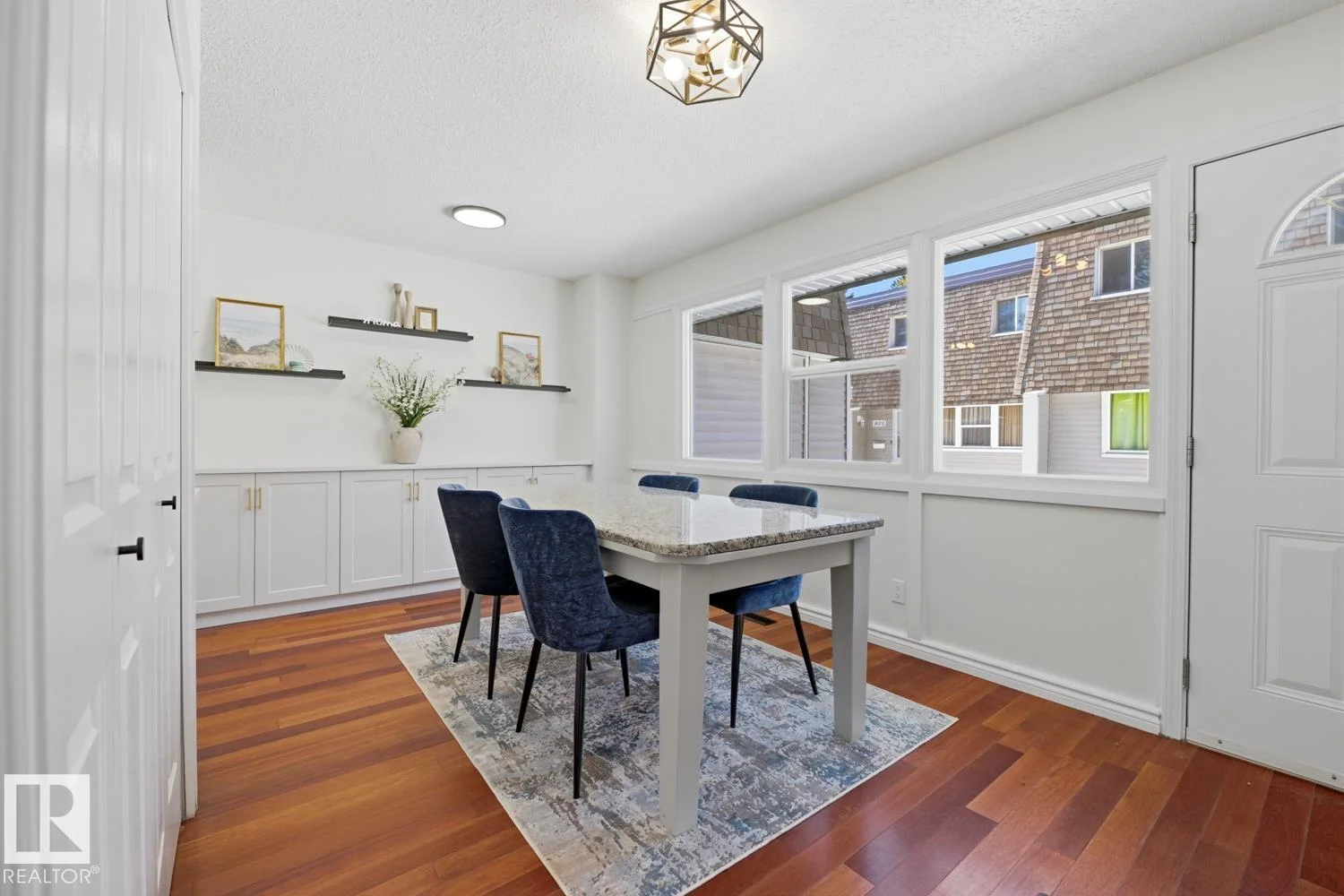 413 VILLAGE ON THE GREEN GR NW, Edmonton - 3 bedroom Townhouse for sale