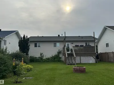 Interior photo 4 of 5107 45 STREET