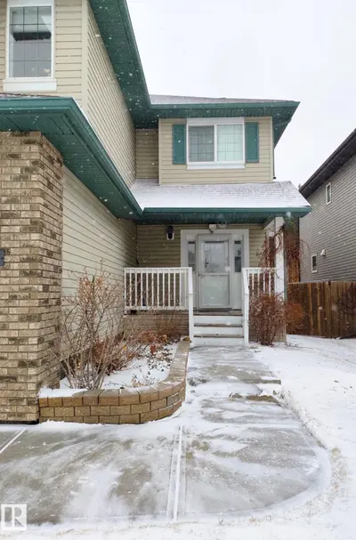 Interior photo 1 of 59 Rue Monette