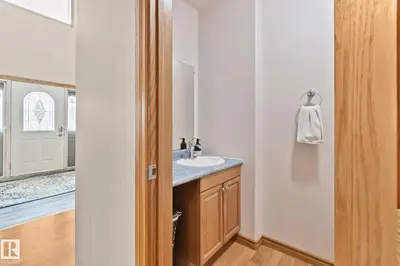 Interior photo 4 of 4228 8 AV